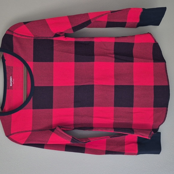 🎉 5/$15 | OLD NAVY | Red and Black Buffalo Check Pajama Top - Picture 2 of 6